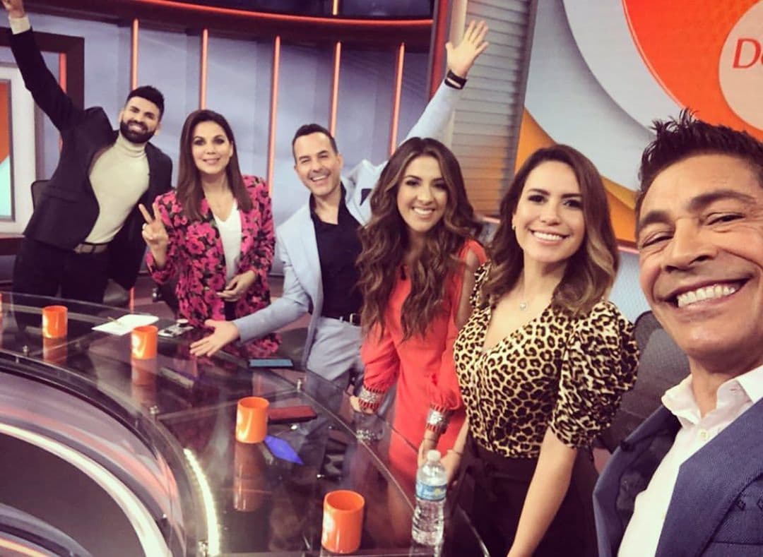 Nuestro queridísimo Johnny Lozada nos honró con su presencia. Estuvo en Sin Rollo, donde conocimos su opinión sobre los temas más controvertidos del momento.