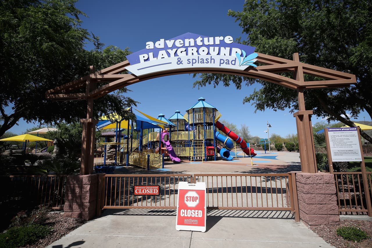 "Las empresas están muriendo en vida": legislador de Arizona considera que el estado debe reabrir lo antes posible