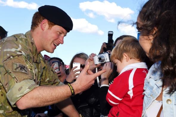 Muchos aseguran que Harry será un gran papá, por la forma en que dedica tiempo a los niños.