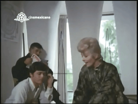 'Kiki' incursionó en la actuación trabajando en cine y luego en la televisión. Como actriz participó en la película 'Ya Se Quién Eres (Te he estado observando)', en la que compartió créditos con Agélica María.