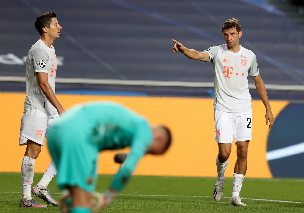 Al 31’ centro por derecha y Müller marcaba su doblete en el encuentro y el cuarto para los bávaros.