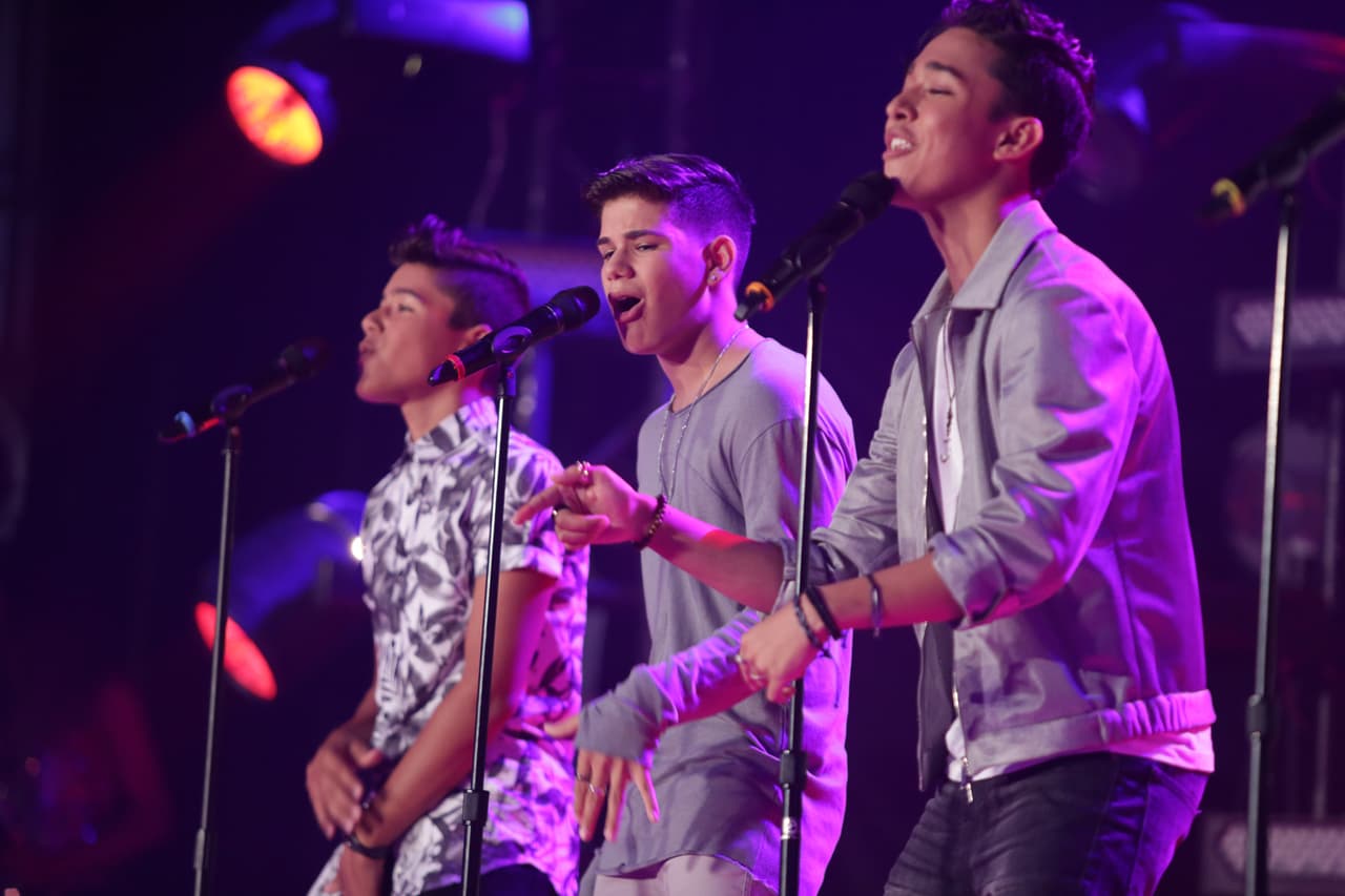 Este chico encantó a las chicas. Interpretó una canción de Luis Fonsi, pero los jueces le pidieron cantar a cappella.