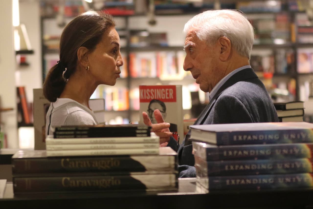 O quizá solo debatían sobre un libro.