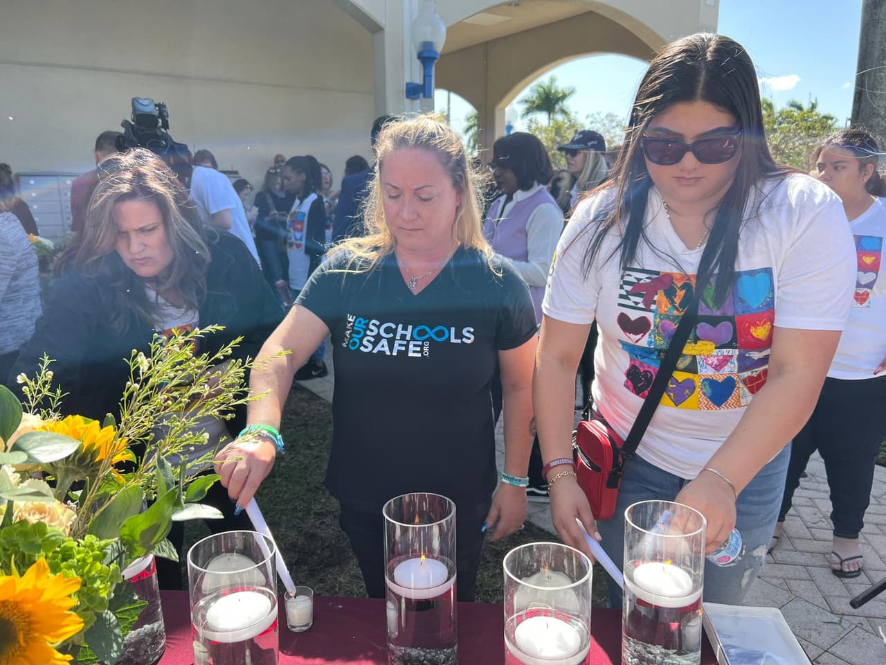 Honran a las víctimas de Parkland a cuatro años del tiroteo en la secundaria Marjory Stoneman Douglas
