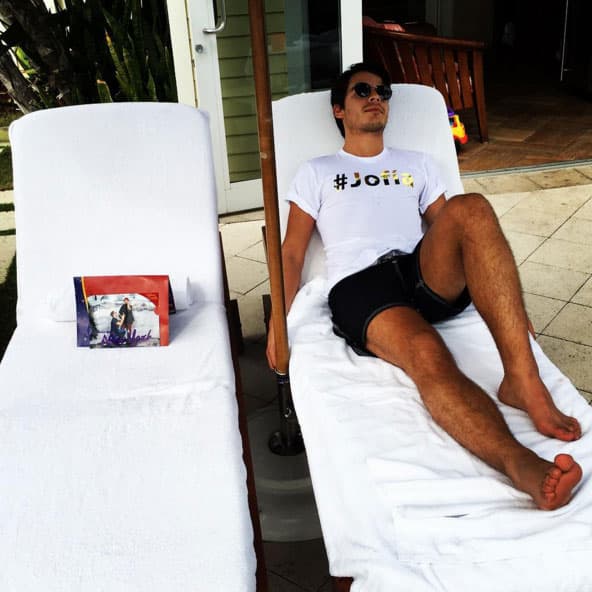 Mientras, el hijo de Sofía presumió a su "date".