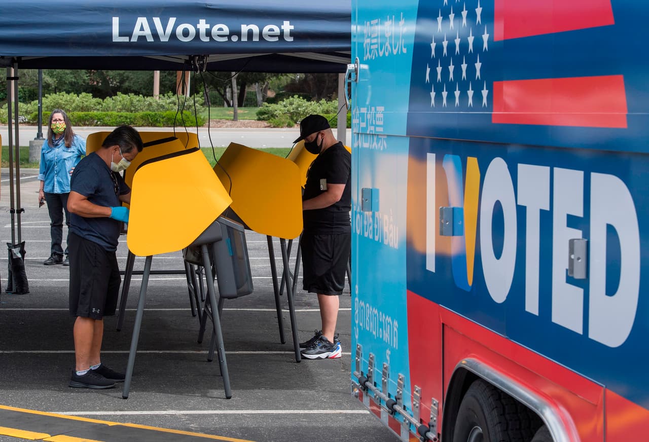 Condados de California buscan cómo financiar los cambios para las elecciones de noviembre