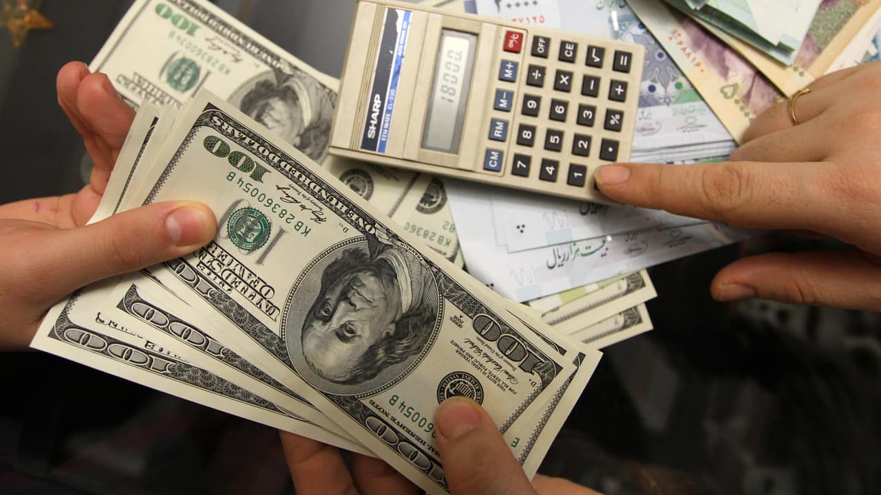 Te explicamos cómo interponer una denuncia ante el Departamento de Trabajo por un caso de robo de salario