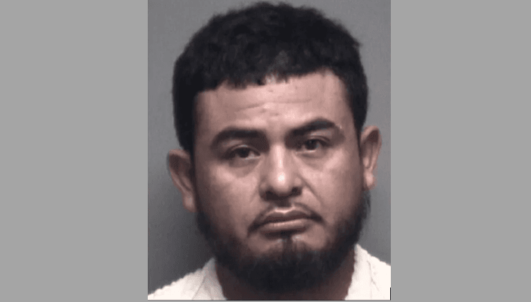 Detienen a hispano que atropelló y mató a un ciclista en Grand Prairie 