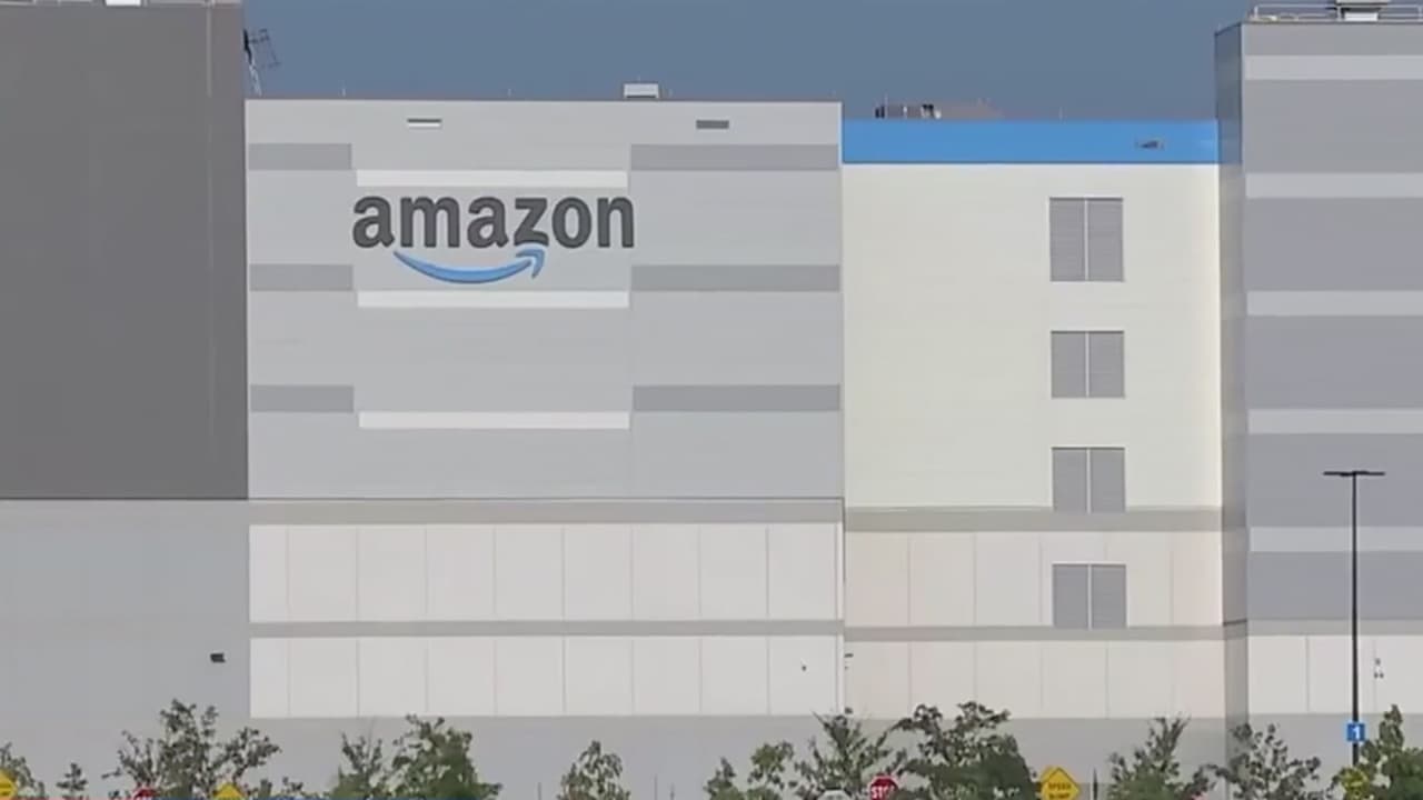Amazon anuncia más de 300 mil empleos temporales para la temporada navideña