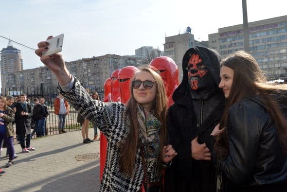 Y como era de esperarse los turistas no se resistieron a una "selfie".