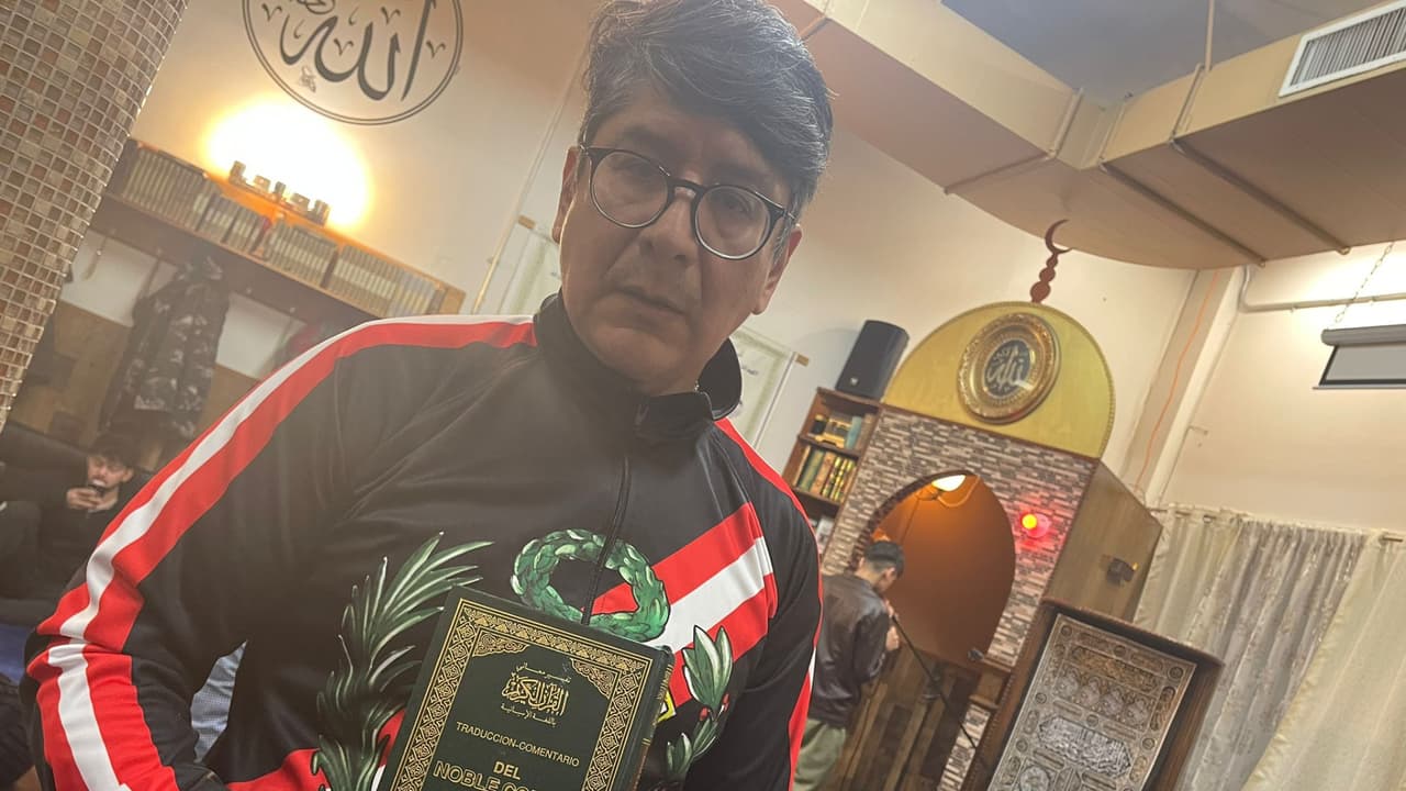 Alí, musulmán de origen peruano, quedó enganchado con el Islam cuando entendió que en esta religión también esperan a Jesús.