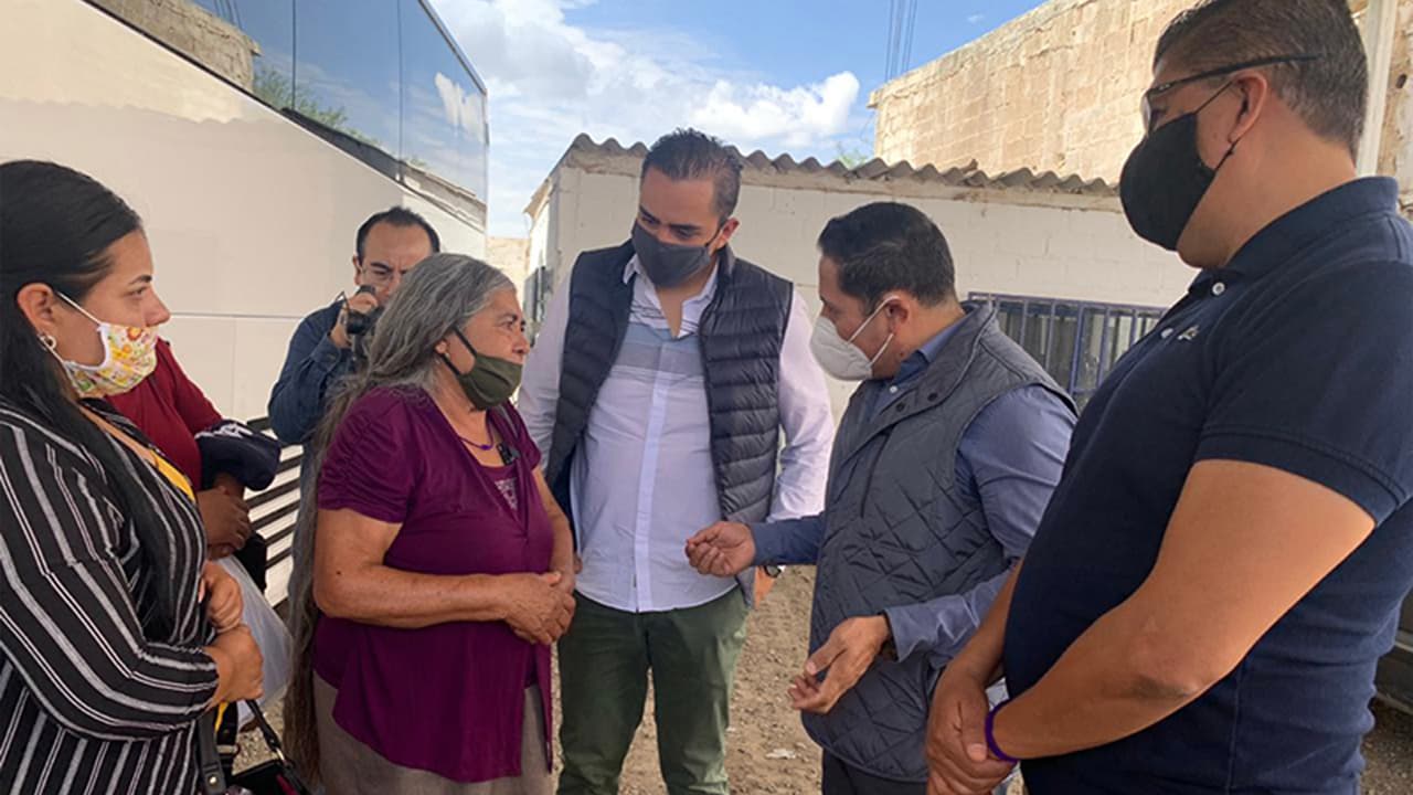 La abuena y seis tíos viajan a
<a href="https://www.univision.com/temas/texas">Texas</a> para estar presentes en el funeral de la soldado hispana,
<a href="https://www.univision.com/temas/vanessa-guillen">Vanessa Guillén</a>, reportada como desaparecida el 22 de abril en la base militar de Fort Hood y encontrado sus restos el 30 de junio.