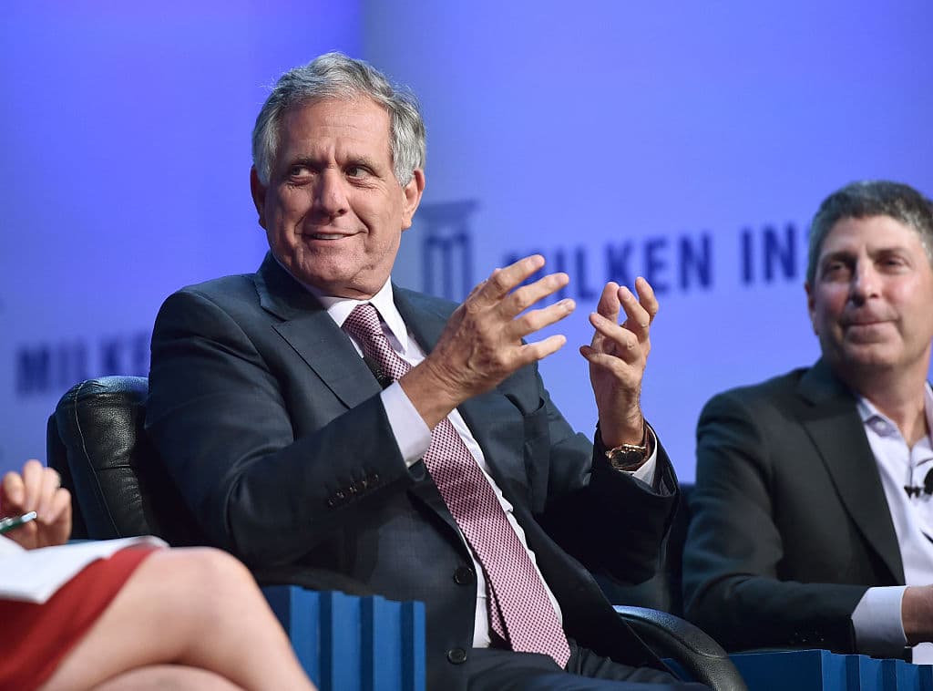 ¿Por qué los 10 CEO mejor pagados de EEUU ganaron tanto en 2015?