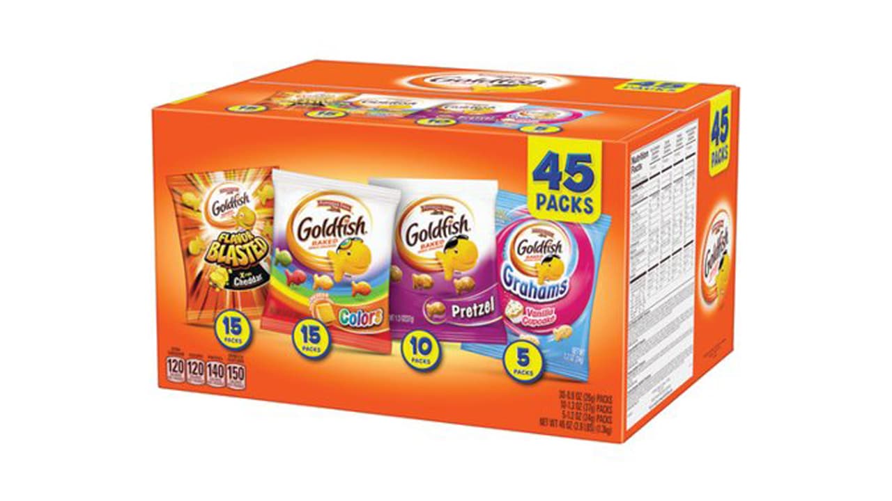 Pepperidge Farm Goldfish Sweet & Savory Crackers, 46 oz. VarietyCaja de 45 paquetes.