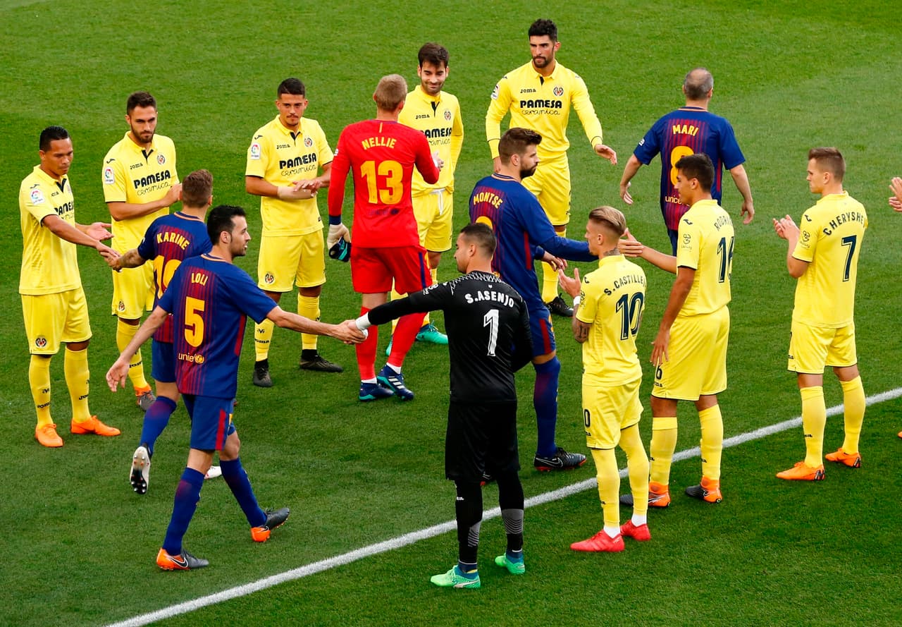 Jugadores del Barcelona rindieron homenaje a sus madres ante el Villarreal