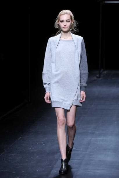 Los modelos logran que las prendas sean el centro de atención.