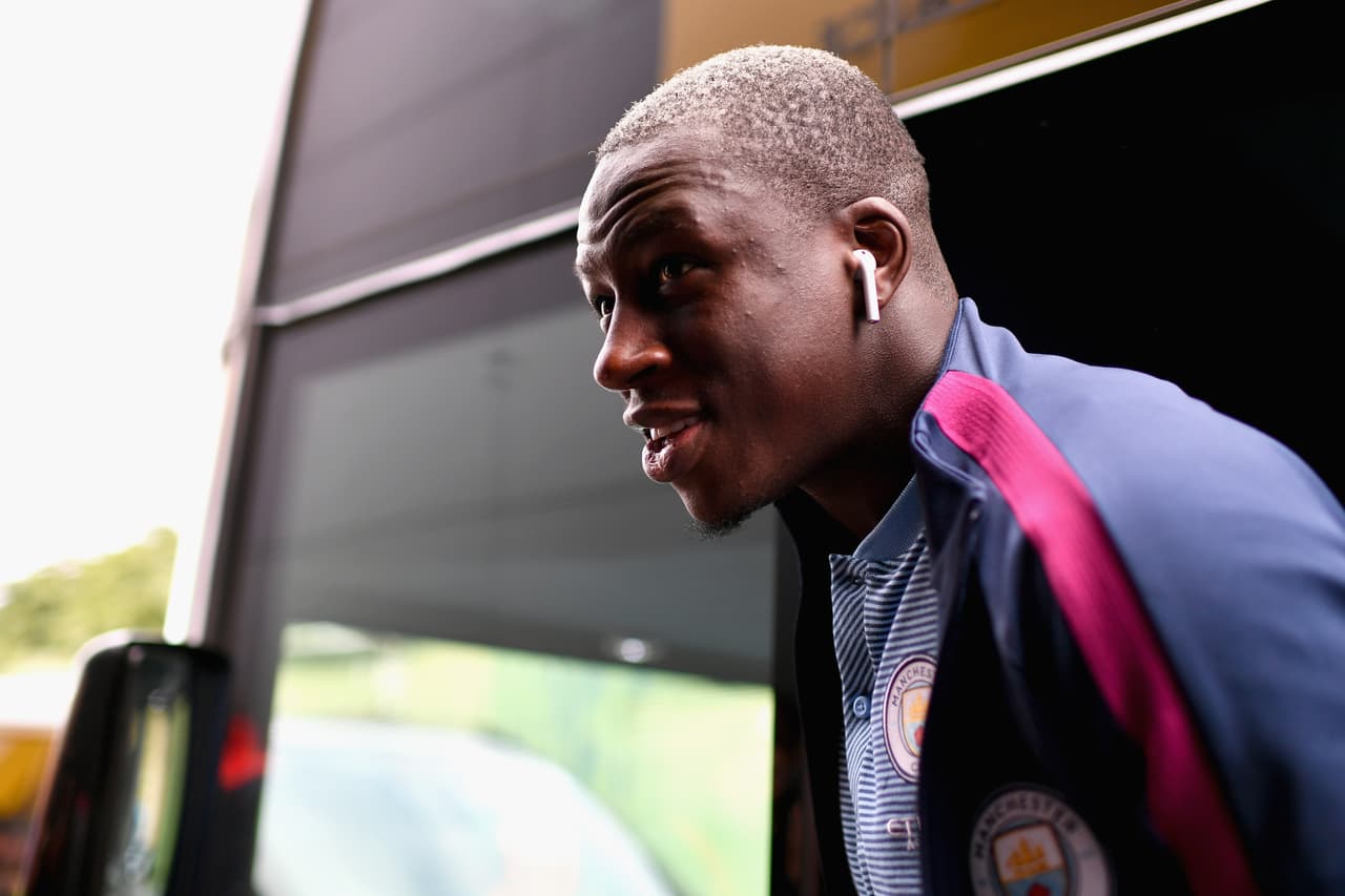 Desde septiembre, el lateral francés Benjamin Mendy está fuera de las canchas por una lesión de rodilla. Sigue sin regresar a los campos de juego con el Manchester City.