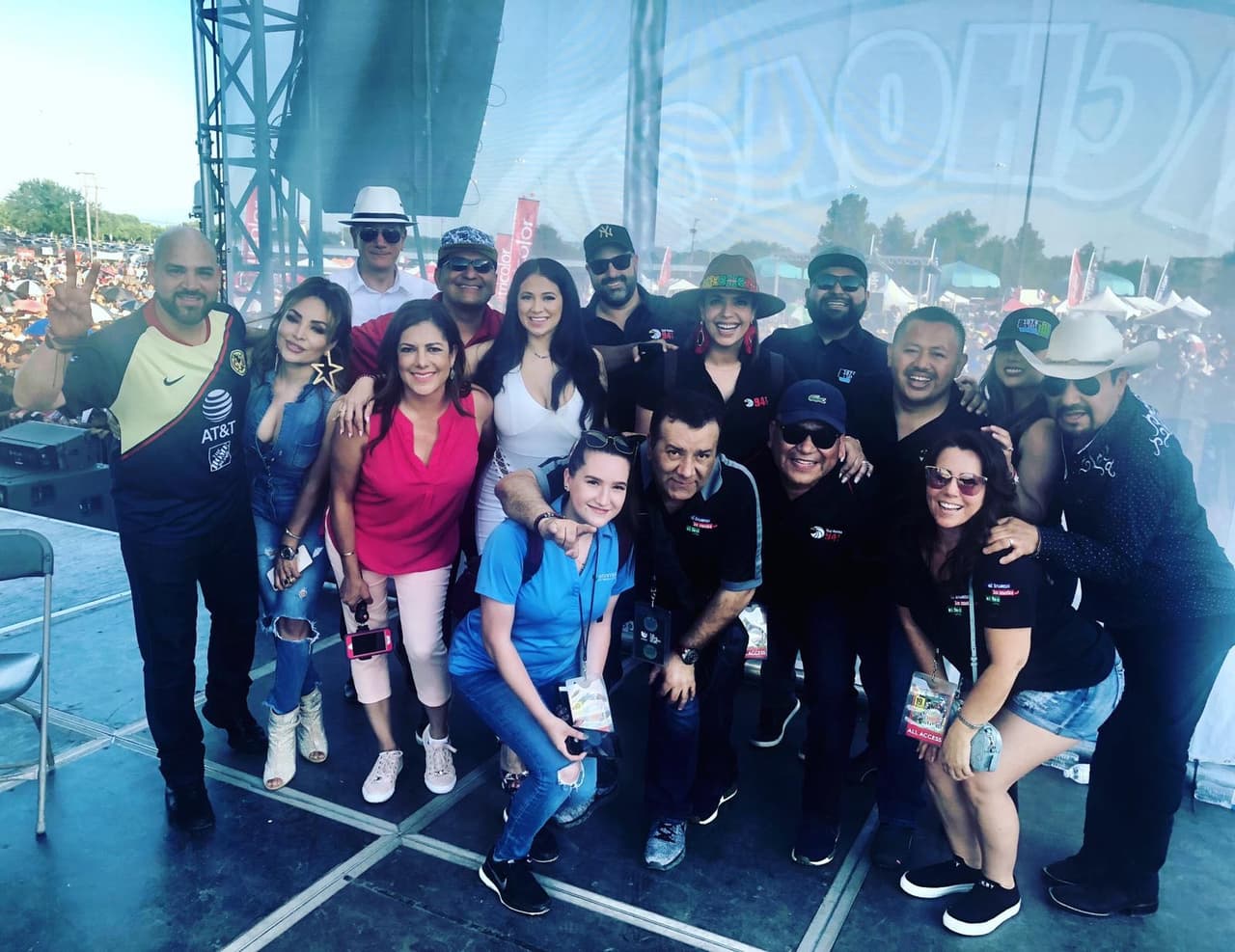 Pero lo cierto es que todos disfrutaron al máximo de este día con el equipo de
<b>Qué Buena 94.1</b> y las estaciones de
<b>Univision</b>. ¡Gracias Dallas!