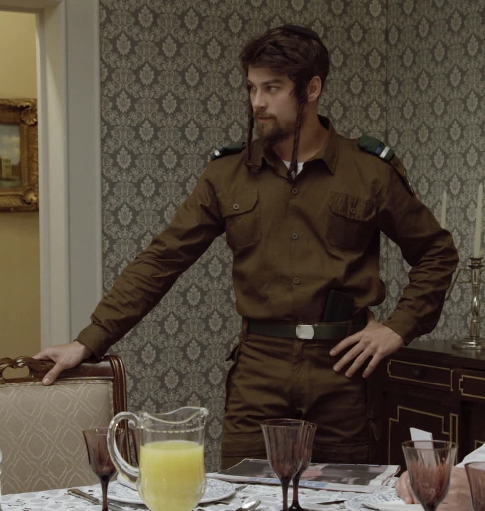 <b>Noah Koheg </b>es el hijo mayor de Gedeón y Tamar, hermano de Débora y Hanna. Tras realizar su servicio militar en Jerusalén continuó su carrera en el ejército.