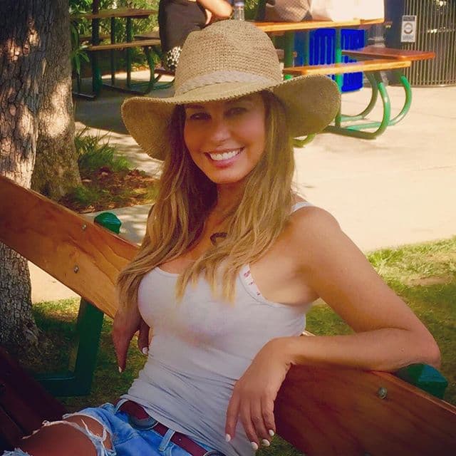 La periodista Myrka Dellanos fue embargada por el fisco de los Estados Unidos luego de deber 1.2 millones de dólares en impuestos atrasados.