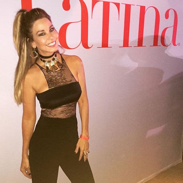 El noviazgo con el intérprete de 'La chica del bikini azul' duró un par de años y en 2007 contrajo matrimonio con Ulysses Alonso, de quien se separó tras 11 meses de convivencia. Su divorcio se concretó en 2010, según People en Español.