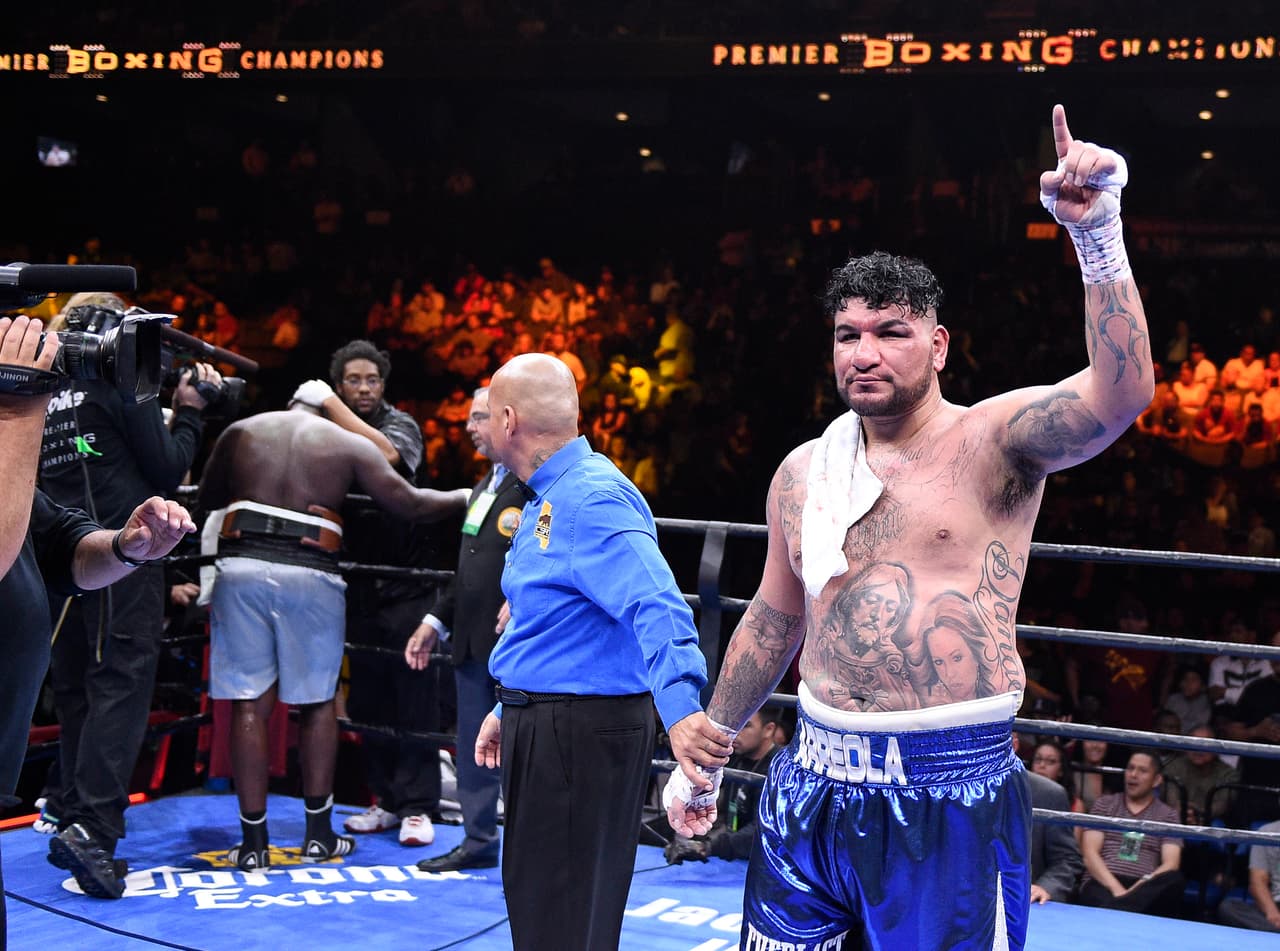 Arreola empató con Kassi.