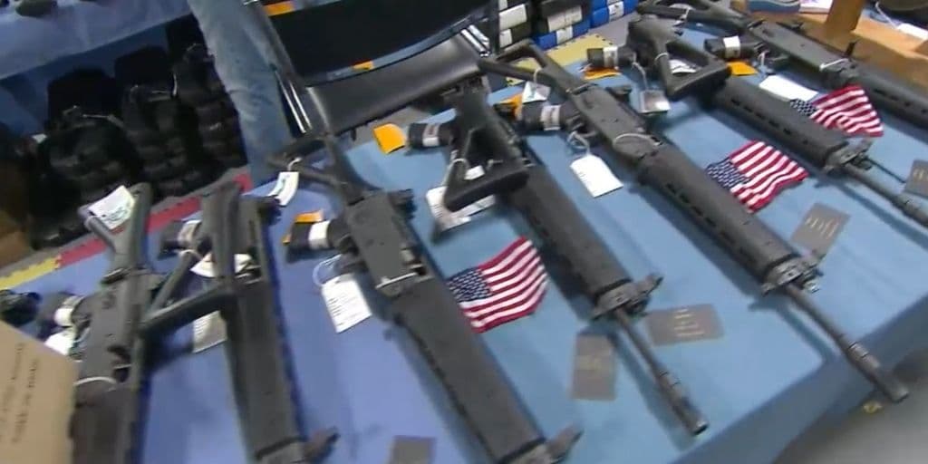 Leve disminución en la confiscación de armas en puntos de control en aeropuertos en Pensilvania 