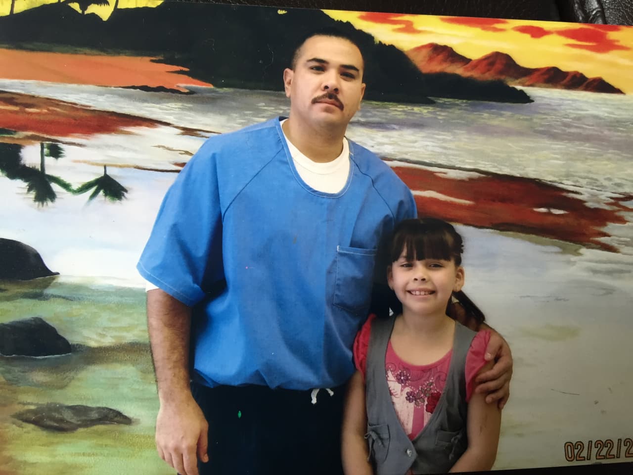 Sin darle mucha esperanza a Rafael Madrigal, el abogado apeló que él estaba en el trabajo el día de la balacera y que había sido mal representado en corte. El juez aceptó el argumento y ordenó su libertad. La niña que tanto había deseado nació mientras él estaba en la cárcel.