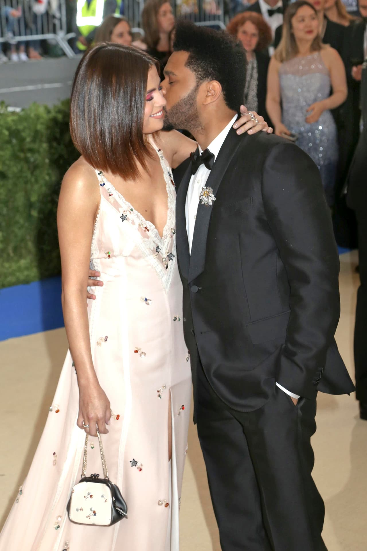 La exnovia de The Weeknd, Bella Hadid, también estaba presente en la gala.