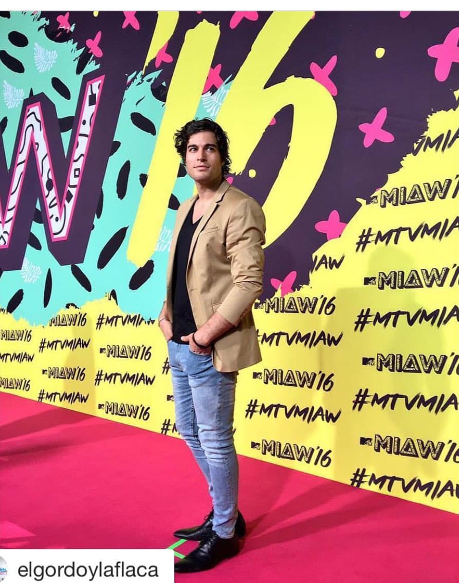 Danilo es todo un galán de las telenovelas y su carrera va en ascenso.