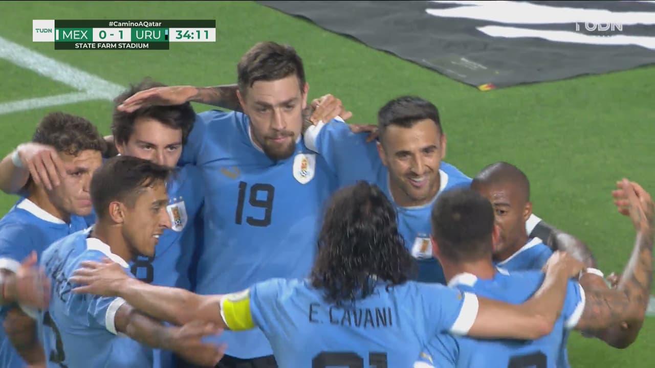 ¡Gol de Uruguay! Talavera hace atajadón, pero Vecino hace el 0-1