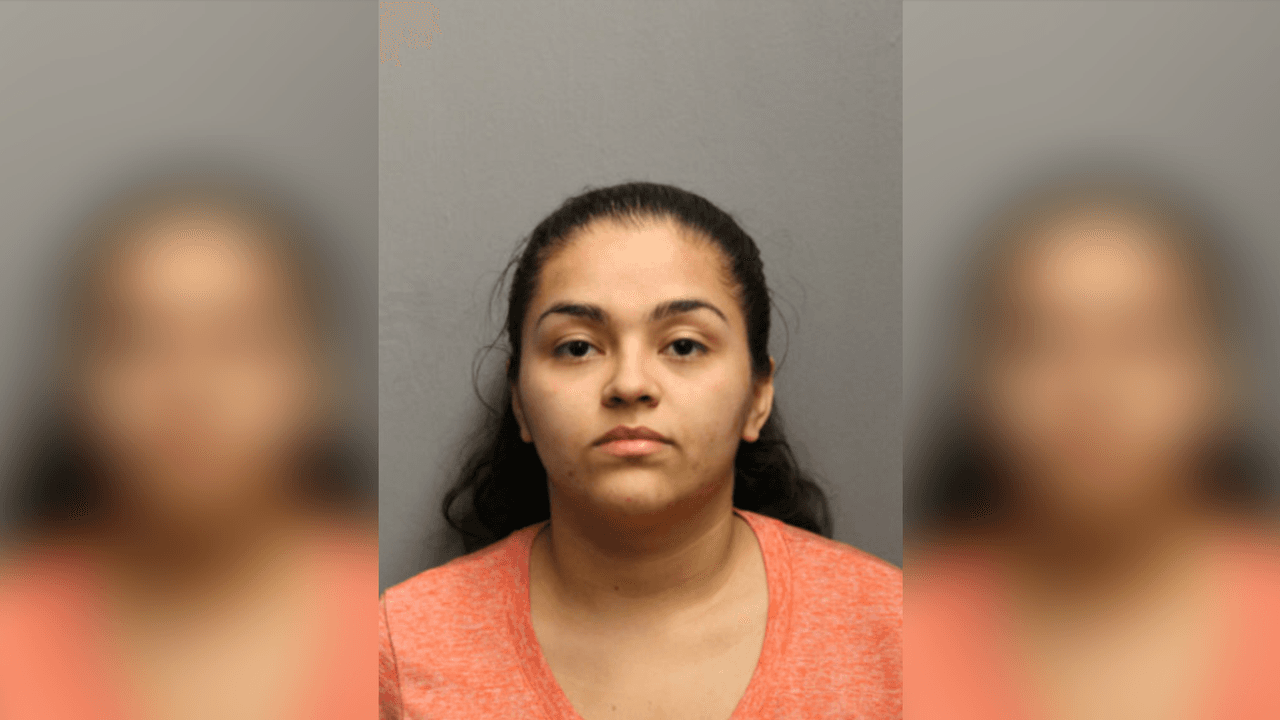 Dos mujeres enfrentan cargos con relación a un tiroteo y supuesto intento de robo ocurrido el sábado en el vecindario de La Villita