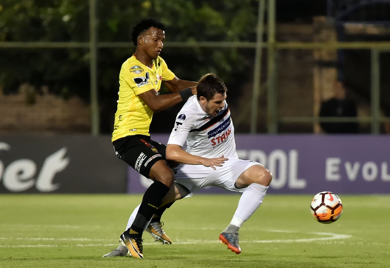 El defensor ecuatoriano Luis Caicedo, actualmente en el Barcelona de Guayaquil, ha sonado para reforzar a Tigres y Xolos en este mercado. El jugador es propiedad del Cruzeiro de Brasil.