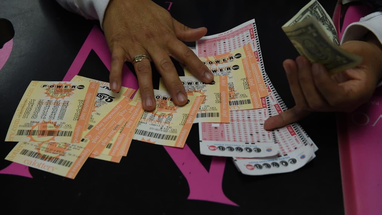 Texas tiene nuevo millonario: Residente de Humble gana $1 millón en el sorteo de la lotería