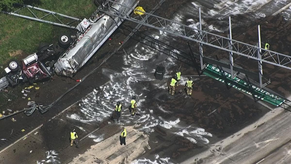Todos los carriles en sentido sur de la Interestatal 285 están cerrado.