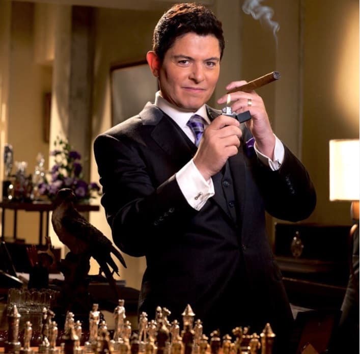 Señaló que para su antagónico como Rómulo le tocó hacer escenas de acción que fueron difíciles en su carrito, sin embargo, apuntó que nadie lo notará en pantalla.