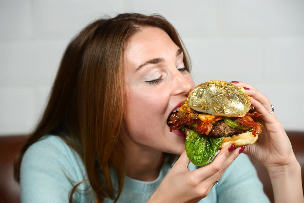 Roy Blanga, Managing el director de Groupon UK dijo que la empresa está comprometida a ofrecer nuevas y emocionantes experiencias culinarias para nuestros clientes. ¿A cuanto equivaldría comer solo una mordida?