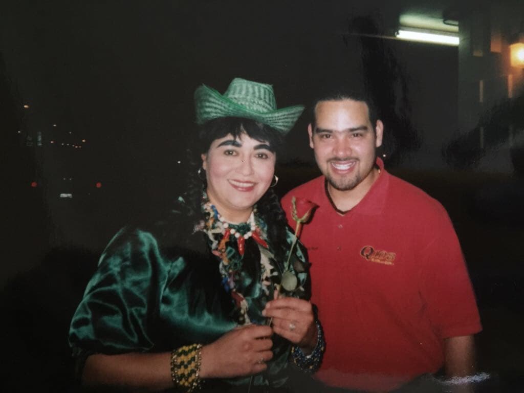 El show de 
<a href="http://www.univision.com/temas/raul-molinar-el-pelon">Raúl Molina</a>r y la Nacha.