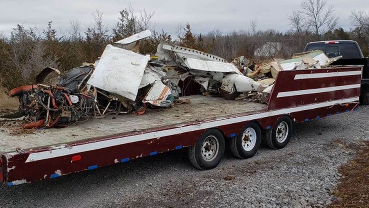 De momento continúan las investigaciones para determinar las causas de este accidente.