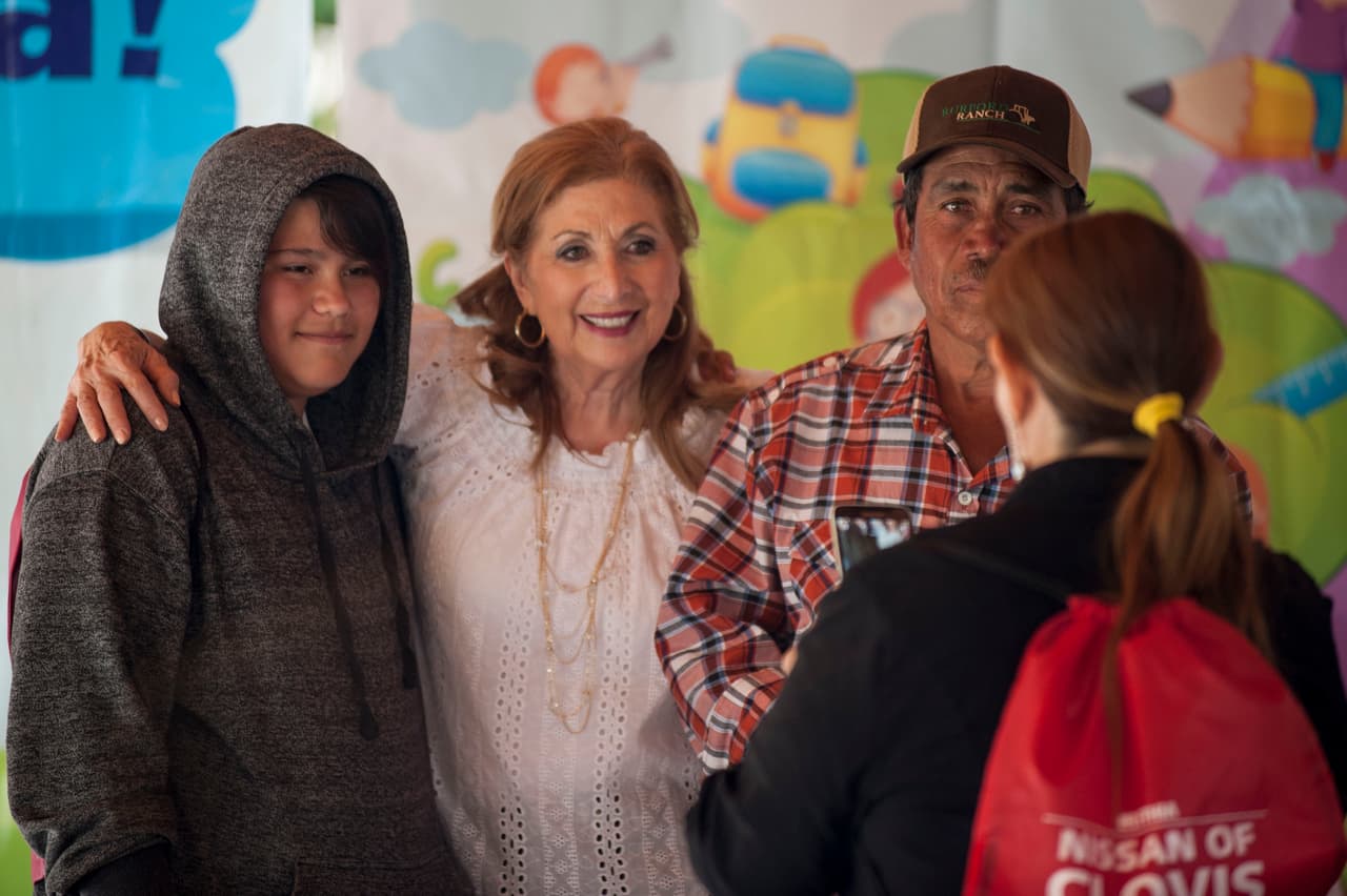 Un bello dia fue perfecto para las familias desde Bakersfield a Modesto.