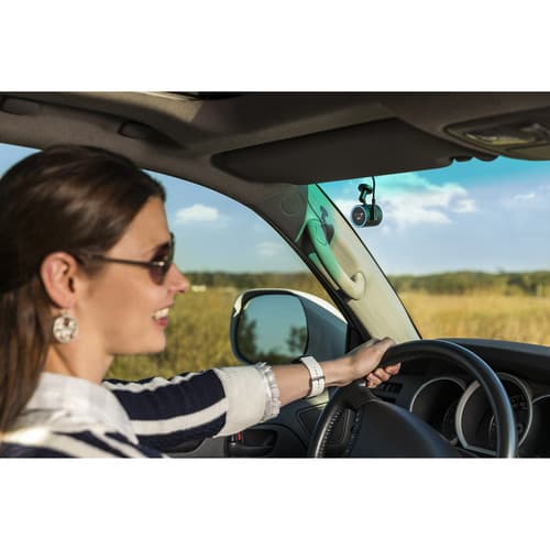 Garmin Speak Plus con Amazon Alexa ($179.95): 
<br>
<a href="https://buy.garmin.com/en-US/US/p/591046" target="_blank">Garmin</a>