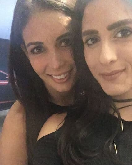 Parecen hermanas, ¿no es verdad?