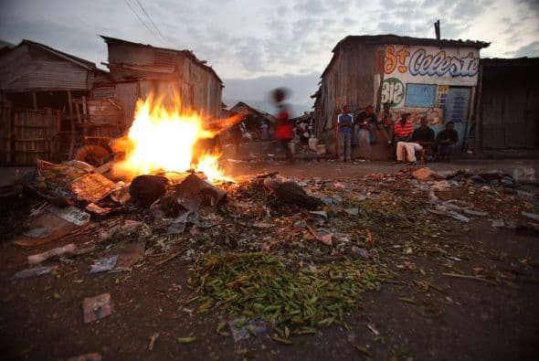 Multitudes con machete en mano han linchado desde entonces a cerca de una decena de personas acusadas de brujería y han quemado sus cadáveres, señaló Frantz Lerebours, vocero de la policía nacional.