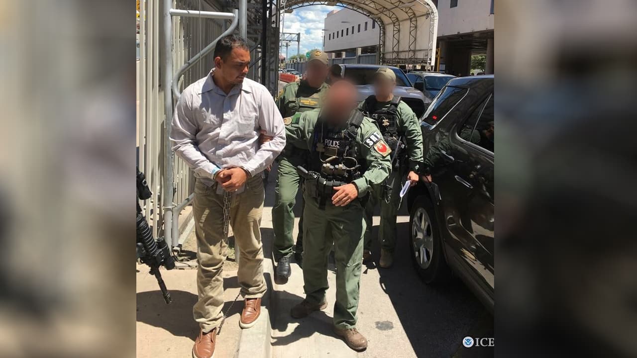 Deportan por Arizona a un inmigrante acusado de un asesinato en Michoacán