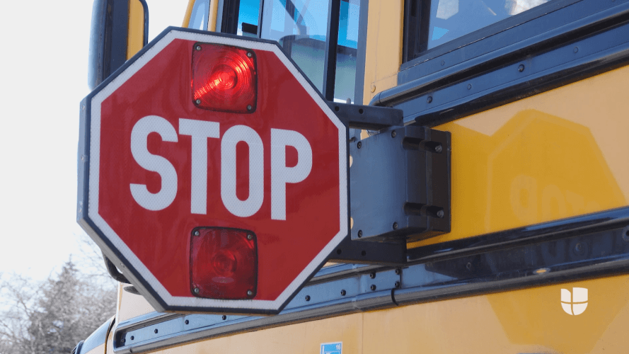 Una niña de 6 años murió tras ser atropellada por un autobús escolar