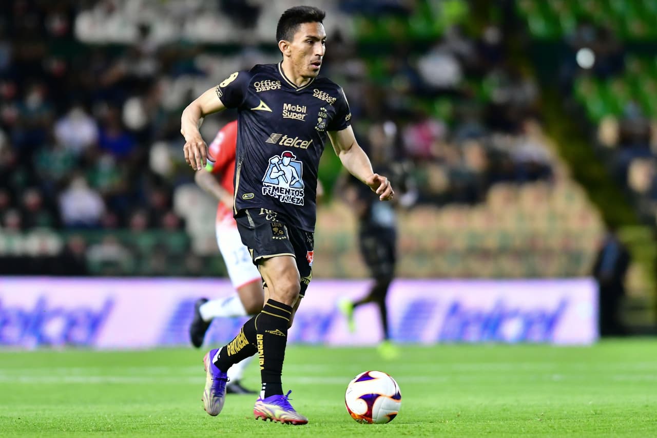 8 goles, 1032 minutos jugados.
<br>