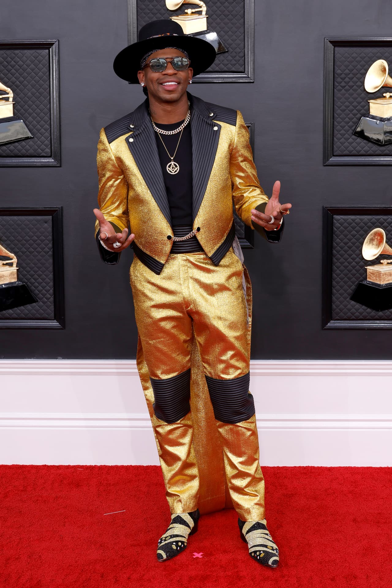 Además de ser músico, Allen es autor de libros infantiles. En 2021 publicó el libro 'Mi Voz es una Trompeta'.