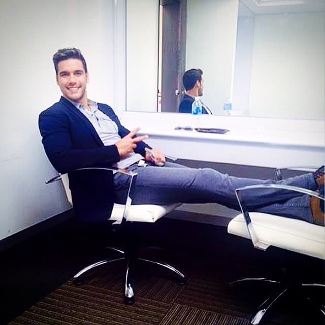 Después lo disfrutamos en "Yo No Creo En Los Hombres".