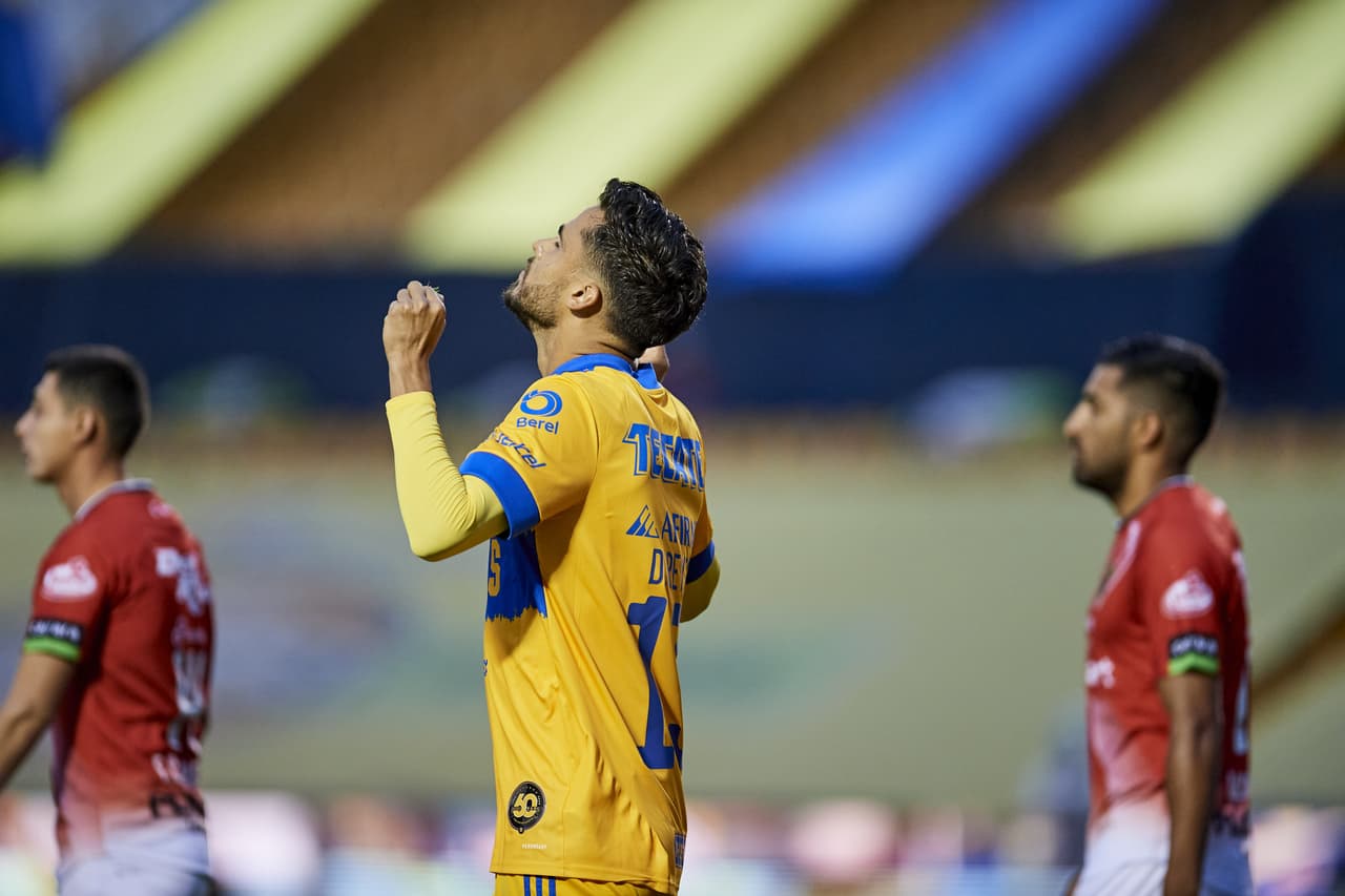 Tigres buscaba afianzar su pase directo a la Liguilla, mientras que Bravos quería asegurar un lugar en el repechaje.