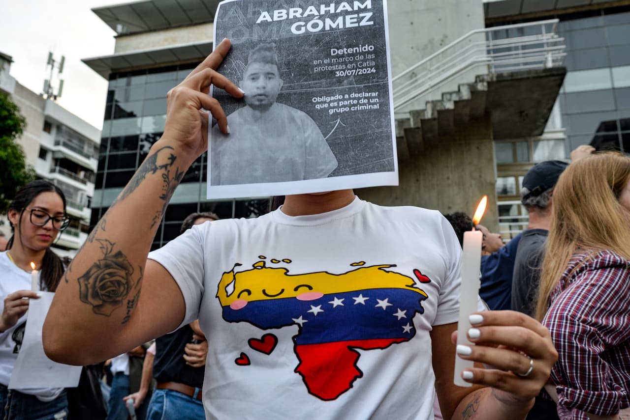 Hay denuncias de miles de desapariciones forzadas entre gente de todas las edades y clases sociales. Muchas familias están desesperadas.